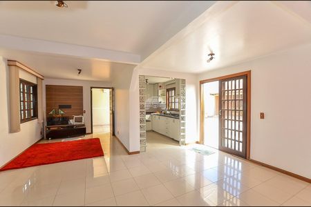 5_photo/94dcfb77a3.859d3ea7f11d789b-ATLAS-39ded026-9e8c-4fcb-8c19-8791ed64f02c.jpg de casa à venda com 4 quartos, 268m² em Pinheirinho, Curitiba