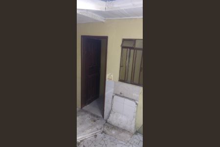 10_photo/94dcfb792d.c48b7c1e58d559fc-ATLAS-ca3b2472-cf4f-4a86-8b4e-a2b2739b4ea7.jpg de casa à venda com 2 quartos, 54m² em Pinheirinho, Curitiba