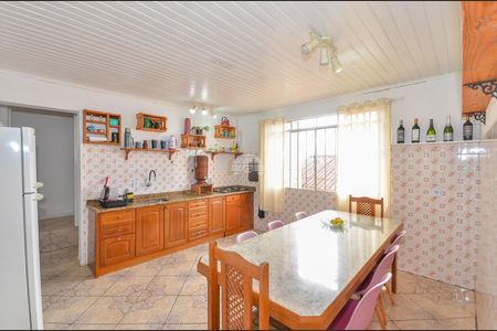 4_photo/94dcfb7aa9.bd180597032503aa-ATLAS-401233d0-320d-40b8-86fc-e3fc9ad6f3d8.jpg de casa à venda com 4 quartos, 185m² em Pinheirinho, Curitiba