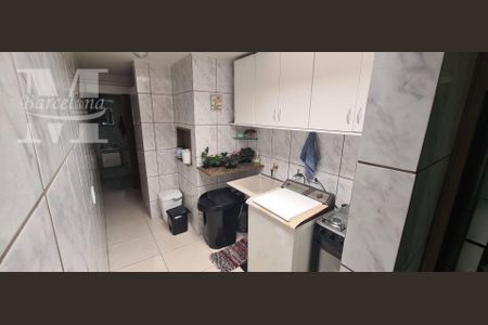 6_photo/94dcfb7afd.4cea1a0b3f6bbd2f-ATLAS-414e6a8a-e709-4571-baae-5a057540b93e.jpg de casa à venda com 2 quartos, 145m² em Pinheirinho, Curitiba