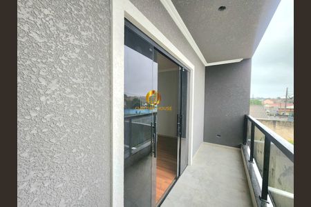 4_photo/94dcfb7c39.dc8bbd111761e841-ATLAS-46fc4207-4085-450f-9b35-2d6ff7c9c8a0.jpg de casa à venda com 3 quartos, 121m² em Pinheirinho, Curitiba