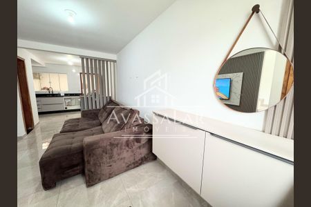 5_photo/94dcfb7cfb.edf2212802869f81-ATLAS-139123e8-e5c7-4175-a0cc-7273d51d8e6a.jpg de casa à venda com 2 quartos, 67m² em Pinheirinho, Curitiba