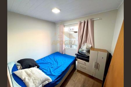 3_photo/94dcfb7fc9.ceff8192393c33de-ATLAS-5e769406-67fd-468a-b7a7-c7a0d7286129.jpg de casa à venda com 2 quartos, 47m² em Pinheirinho, Curitiba