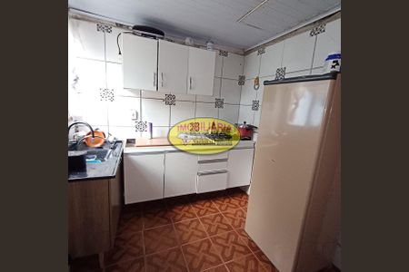 6_photo/94dcfb7fe5.caf6c04f909f2ef2-ATLAS-d6c03194-e93e-4032-8e20-b6804fb2059f.jpg de casa à venda com 2 quartos, 118m² em Pinheirinho, Curitiba