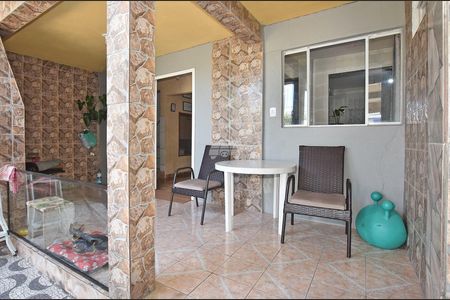 6_photo/94dcfb7ffb.11ceba12b51dba80-ATLAS-766ca33c-f3c9-4399-b93d-75e6a8f1fdaa.jpg de casa à venda com 2 quartos, 102m² em Pinheirinho, Curitiba