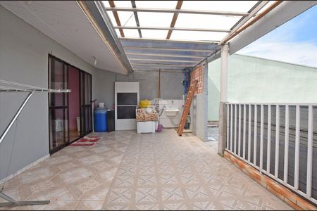 24_photo/94dcfb7ffb.11ceba12b51dba80-ATLAS-7c12d277-13b3-4bc5-924a-393e135cb48b.jpg de casa à venda com 2 quartos, 102m² em Pinheirinho, Curitiba