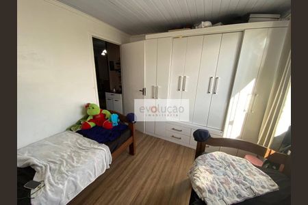 10_photo/94dcfb801d.f2bfaed4af7a5e8b-ATLAS-08517689-775a-46df-906a-6c7751bb5def.jpg de casa à venda com 6 quartos, 200m² em Pinheirinho, Curitiba