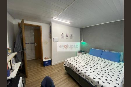 25_photo/94dcfb801d.f2bfaed4af7a5e8b-ATLAS-54f13e67-0d22-47c7-adb0-c2c0c10eda63.jpg de casa à venda com 6 quartos, 200m² em Pinheirinho, Curitiba