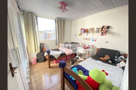 9_photo/94dcfb801d.f2bfaed4af7a5e8b-ATLAS-822239ff-3809-455a-b806-76a9d8a0c7d5.jpg de casa à venda com 6 quartos, 200m² em Pinheirinho, Curitiba