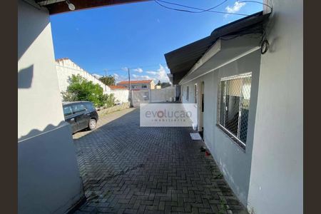 17_photo/94dcfb801d.f2bfaed4af7a5e8b-ATLAS-988b416b-cf03-42ab-bc16-3f9e195b8678.jpg de casa à venda com 6 quartos, 200m² em Pinheirinho, Curitiba