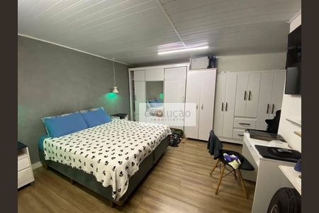 6_photo/94dcfb801d.f2bfaed4af7a5e8b-ATLAS-b93b810d-23fa-4bd4-a03c-eca9aac556c2.jpg de casa à venda com 6 quartos, 200m² em Pinheirinho, Curitiba