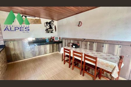 12_photo/94dcfb8337.144fefd78de46003-ATLAS-67913664-24b2-426c-9f85-b84d7348e380.jpg de casa à venda com 4 quartos, 345m² em Sítio Cercado, Curitiba