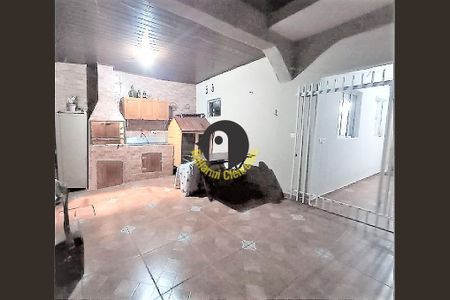 3_photo/94dcfb836f.491a58713d1e5de3-ATLAS-c078dbd4-e62d-4cd5-98cf-967a28608ae9.jpg de casa à venda com 3 quartos, 120m² em Sítio Cercado, Curitiba