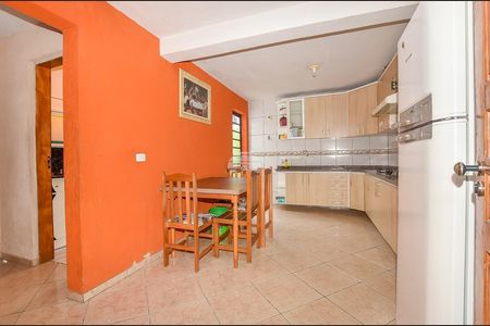 7_photo/94dcfb8377.cba9474eaf1c4fd4-ATLAS-648958a9-d286-4e9c-8bf9-aa0fa8825bff.jpg de casa à venda com 3 quartos, 156m² em Sítio Cercado, Curitiba