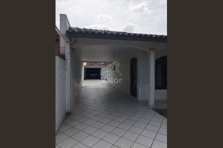 5_photo/94dcfb846b.f14d7a494a64fc38-ATLAS-f05ecfd7-1d5a-4e0d-b6eb-ef6226910f8c.jpg de casa à venda com 3 quartos, 191m² em Sítio Cercado, Curitiba
