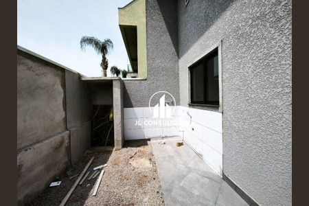 5_photo/94dcfb8499.ec7180ed9404f823-ATLAS-9721edea-29ee-4b41-9b97-4c61a105d8d1.jpg de casa à venda com 3 quartos, 90m² em Sítio Cercado, Curitiba