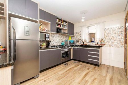 11_photo/94dcfb8753.2f15d505e37c7ac5-ATLAS-61aa6c83-5ec1-4a0f-8a07-4e6a5ba45e46.jpg de casa à venda com 5 quartos, 252m² em Sítio Cercado, Curitiba