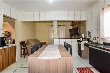 2_photo/94dcfb87df.82be18ad98973cde-ATLAS-113c7568-beed-44df-a1e9-12f55b6ff180.jpg de casa à venda com 3 quartos, 150m² em Sítio Cercado, Curitiba