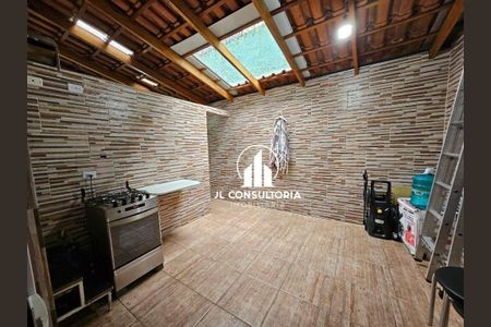 2_photo/94dcfb8825.e6fda0d53421dcd9-ATLAS-5186e6ad-8d19-47ae-8bae-db495591e8dc.jpg de casa à venda com 3 quartos, 114m² em Sítio Cercado, Curitiba