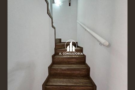 1_photo/94dcfb8825.e6fda0d53421dcd9-ATLAS-bd816382-a0a8-4f06-b707-4cd0dad541e1.jpg de casa à venda com 3 quartos, 114m² em Sítio Cercado, Curitiba