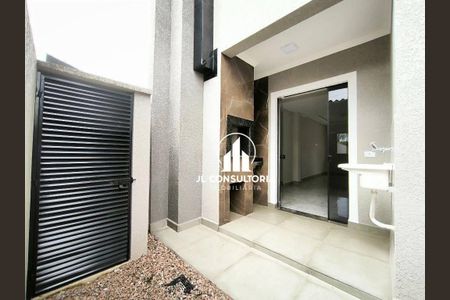 6_photo/94dcfb893d.04c16ff0d284adb7-ATLAS-ec60d4fb-b049-47c4-a04e-e8a9a6f5250d.jpg de casa à venda com 3 quartos, 104m² em Sítio Cercado, Curitiba