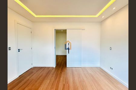 21_photo/94dcfb8b33.69cf26ac2cae1c8b-ATLAS-9f083174-594f-490b-bbfa-8799f1c76405.jpg de casa à venda com 3 quartos, 146m² em Umbará, Curitiba