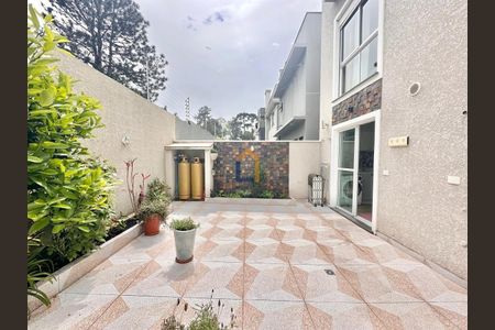 8_photo/94dcfb8b33.8f37c4722e37507d-ATLAS-9da323ed-7d44-4f41-b0a0-306b3ad1526f.jpg de casa à venda com 3 quartos, 136m² em Umbará, Curitiba