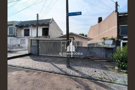 11_photo/94dcfb908f.4cea1a0b3f6bbd2f-ATLAS-2bbe78a0-10e6-4692-9001-0cb3d1bba4e9.jpg de casa à venda com 2 quartos, 75m² em Sítio Cercado, Curitiba