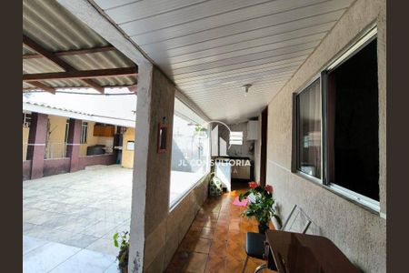 2_photo/94dcfb908f.4cea1a0b3f6bbd2f-ATLAS-75346485-f2dd-46eb-bfe3-5eb03b00473c.jpg de casa à venda com 2 quartos, 75m² em Sítio Cercado, Curitiba