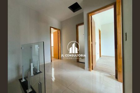 19_photo/94dcfb927f.b0199d9acd39f950-ATLAS-ab475fb8-cd0e-48e1-8111-0a095c72bc5b.jpg de casa à venda com 3 quartos, 84m² em Sítio Cercado, Curitiba