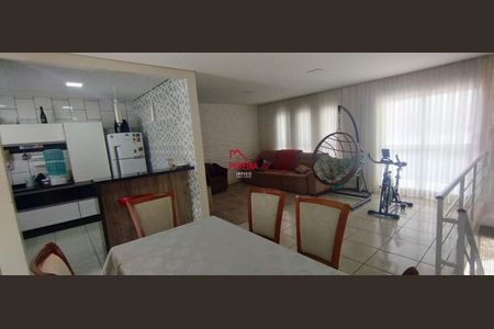 48_photo/94dcfb92f5.d00588b39bb74d6d-ATLAS-3a5c9d27-b0bd-44eb-a5ff-0d1111389c5e.jpg de casa à venda com 3 quartos, 160m² em Sítio Cercado, Curitiba