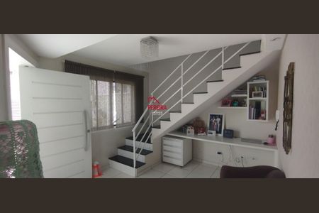 28_photo/94dcfb92f5.d00588b39bb74d6d-ATLAS-40065cfa-840e-46d0-a6bb-85b5a03ce1ba.jpg de casa à venda com 3 quartos, 160m² em Sítio Cercado, Curitiba