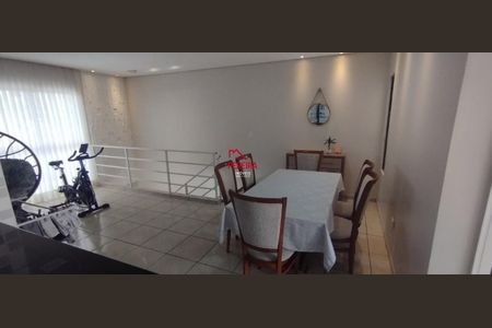 49_photo/94dcfb92f5.d00588b39bb74d6d-ATLAS-bea51536-e9fc-4ebc-b65a-4dbb799de744.jpg de casa à venda com 3 quartos, 160m² em Sítio Cercado, Curitiba