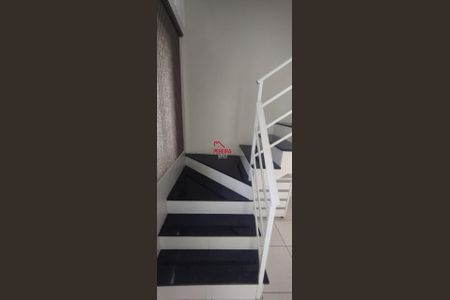 32_photo/94dcfb92f5.d00588b39bb74d6d-ATLAS-fcd06725-4669-42c5-8dac-b6ffdd2b5d5f.jpg de casa à venda com 3 quartos, 160m² em Sítio Cercado, Curitiba