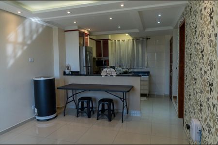 3_photo/94dcfb9477.a6766e4246ca3e93-ATLAS-70bc304a-89a3-4473-9b28-e9ed3b2080bb.jpg de casa à venda com 4 quartos, 117m² em Sítio Cercado, Curitiba