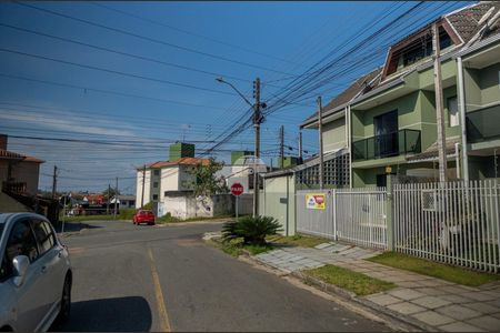 9_photo/94dcfb9477.a6766e4246ca3e93-ATLAS-b6f64014-97d3-40be-9d0d-b0fe87ec36f6.jpg de casa à venda com 4 quartos, 117m² em Sítio Cercado, Curitiba