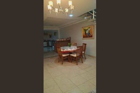 6_photo/94dcfb94bb.0a32700d332bd690-ATLAS-40c8a11f-4c74-4d7f-8f3d-896ee38fd785.jpg de casa à venda com 4 quartos, 400m² em Sítio Cercado, Curitiba