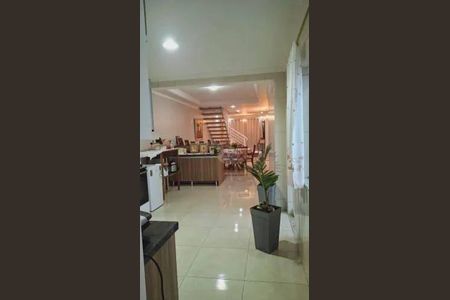 2_photo/94dcfb94bb.0a32700d332bd690-ATLAS-cbc30afb-ebb6-4192-be3c-538870906cab.jpg de casa à venda com 4 quartos, 400m² em Sítio Cercado, Curitiba