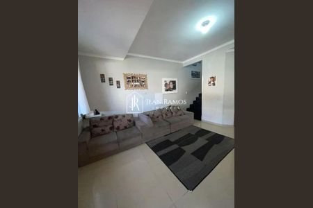 5_photo/94dcfb963f.e5c1dbf3952ec410-ATLAS-cc571d96-a7f0-4902-84c7-79a9bb16c8ca.jpg de casa à venda com 4 quartos, 118m² em Sítio Cercado, Curitiba