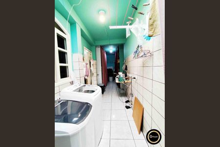 6_photo/94dcfb96a7.7a69ff73eb43ff8d-ATLAS-e029e547-b967-4bfa-a76c-6d39fbab3c09.jpg de casa à venda com 2 quartos, 121m² em Sítio Cercado, Curitiba