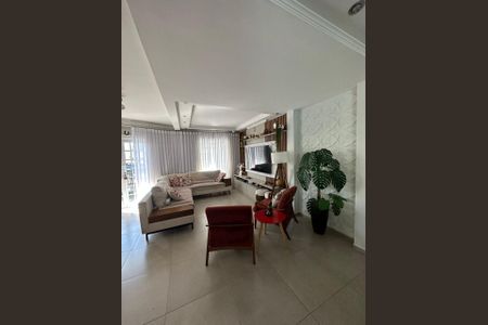 14_photo/94dcfb9847.eb4747a7722cd593-ATLAS-25da6263-6162-4dcd-97da-a7d6dc44e60c.jpg de casa à venda com 3 quartos, 144m² em Sítio Cercado, Curitiba