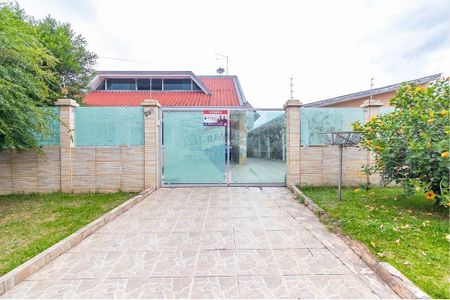 2_photo/94dcfb98b5.3dea3cab82053bf3-ATLAS-241f8a5a-40d1-45bf-89a4-da96c28bc4ef.jpg de casa à venda com 4 quartos, 220m² em Sítio Cercado, Curitiba