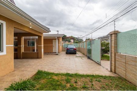 6_photo/94dcfb98b5.3dea3cab82053bf3-ATLAS-72f34555-7e09-4624-9c47-2d647d69becf.jpg de casa à venda com 4 quartos, 220m² em Sítio Cercado, Curitiba