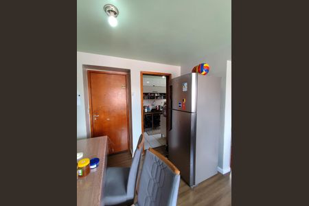 5_photo/94dcfb994d.7a69ff73eb43ff8d-ATLAS-c500d7db-da54-4654-a2bd-06f71f1f0ccc.jpg de apartamento à venda com 2 quartos, 58m² em Sítio Cercado, Curitiba