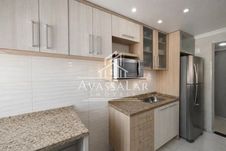 3_photo/94dcfb994d.7a69ff73eb43ff8d-ATLAS-c5e7762d-68b8-4259-9877-3a68c544a9db.jpg de apartamento à venda com 3 quartos, 70m² em Sítio Cercado, Curitiba