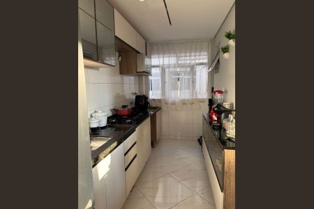 6_photo/94dcfb9953.ee31d1fd9df23408-ATLAS-62fc0f45-b508-482b-90ef-984ffafe062f.jpg de apartamento à venda com 3 quartos, 70m² em Sítio Cercado, Curitiba