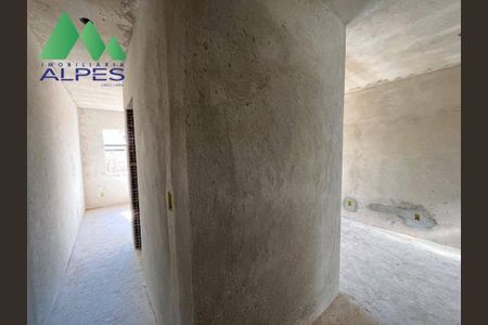 19_photo/94dcfb9c41.751bca41ac608a7d-ATLAS-2420596c-59e9-4cca-a764-d20995dee686.jpg de casa à venda com 3 quartos, 59m² em Sítio Cercado, Curitiba