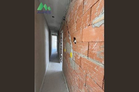 18_photo/94dcfb9c41.751bca41ac608a7d-ATLAS-ba4298d7-0376-42dd-9102-e4b73d93eab8.jpg de casa à venda com 3 quartos, 59m² em Sítio Cercado, Curitiba