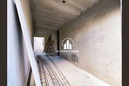 22_photo/94dcfb9c41.79de72fcaca9ad7e-ATLAS-47a657db-c2df-4ca4-93b5-56439277b70e.jpg de casa à venda com 3 quartos, 59m² em Sítio Cercado, Curitiba