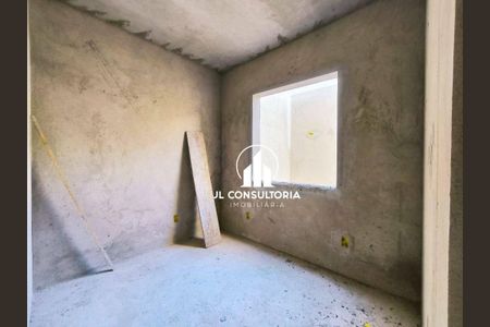 29_photo/94dcfb9c41.79de72fcaca9ad7e-ATLAS-6ef92947-4fec-4822-bda1-4b5bea22a535.jpg de casa à venda com 3 quartos, 59m² em Sítio Cercado, Curitiba